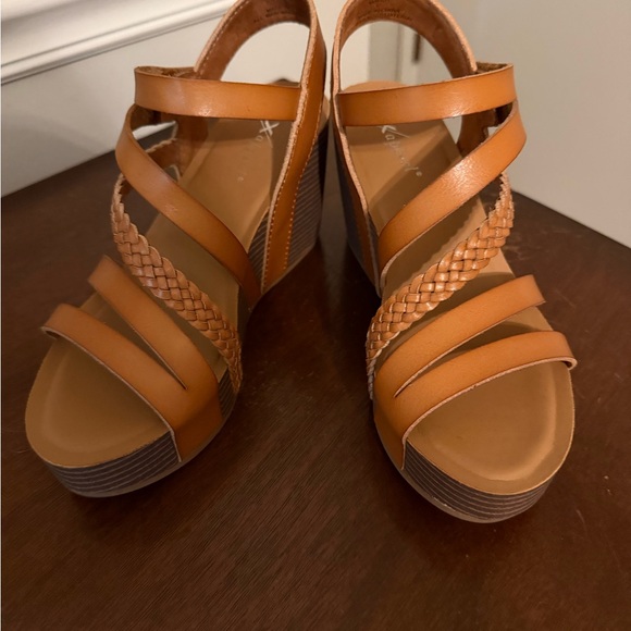 Xappeal Tan Strappy Wedge Sandals - Picture 1 of 3